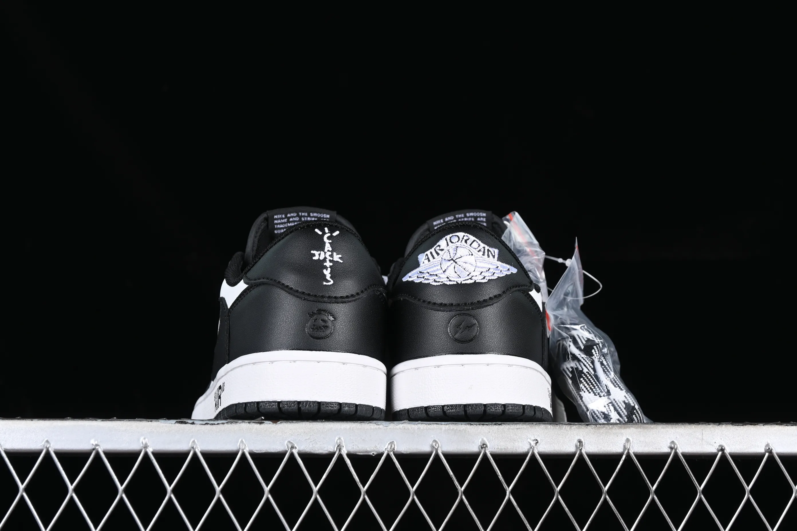 All categories Air Jordan Jordan series basketball shoes Air Jordan 1 Low Travis Scott x Air Jordan 1 Low OG AJ1 Joe 1 undercut low DM7866-188